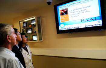 hotel digital signage for employee communications